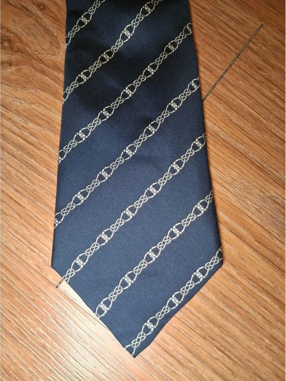 VINTAGE Hermes Silk Tie Navy Horse Chain Links Equestrian